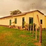 Casa de trabalhador + galpão (depósito)